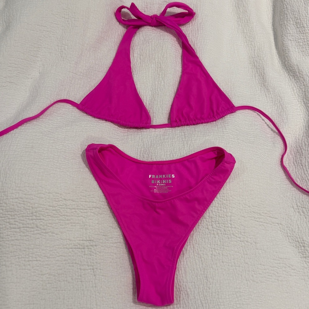 Frankies Bikinis Hot Pink Bikini Set Gem